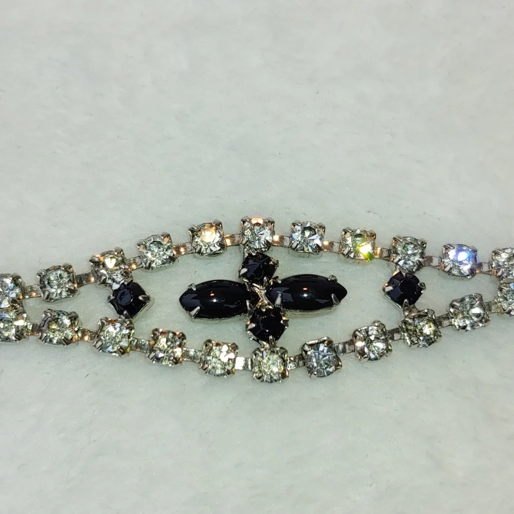 Stylish Formal Wear Rhinestone Women's Bracelet in Black Silver, 7 Inches - Picture 11 of 14